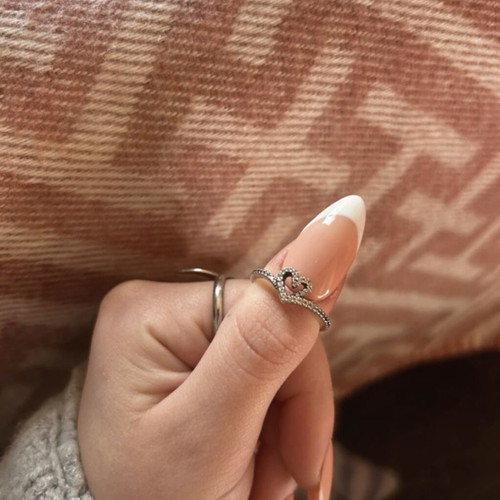 Pandora ring like new, silver