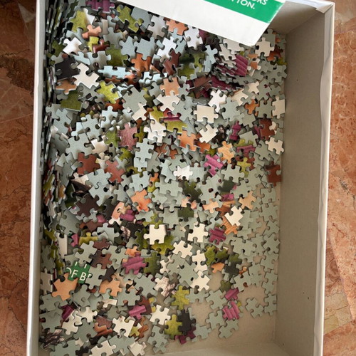 United Colors of Benetton Puzzle 1000 Pieces like new