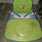 Portable feeding chair