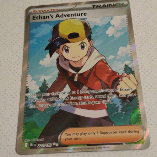 Ethan's Adventure Pokemon card like new 221/182