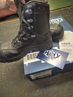 Haix Airpower XR22 safety boots size 40 like new, black