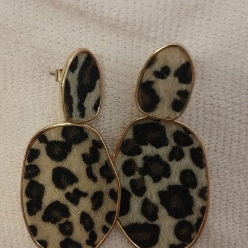 Zara earrings like new, black and gold
