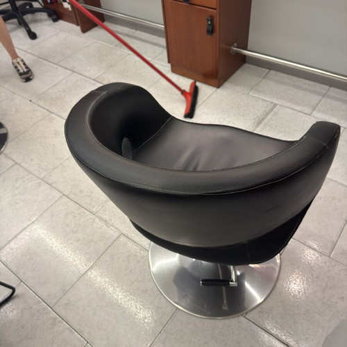 Leather salon chairs used, set of two