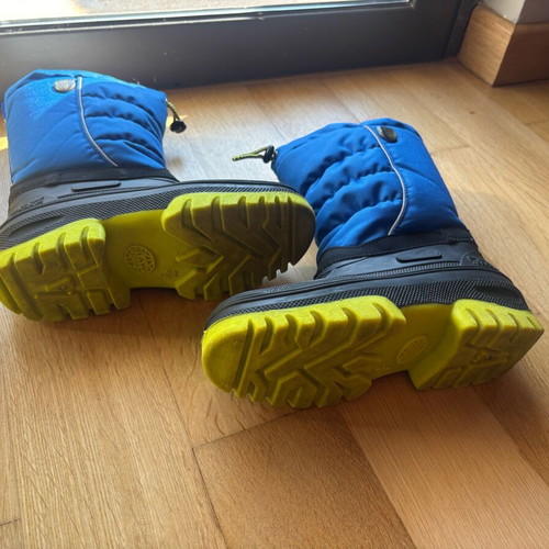 Hanki CMP No.35 Kids Snow Boots like new