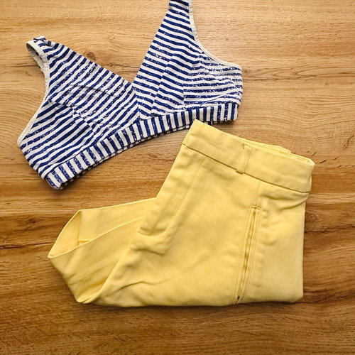 Shorts and striped top like new, yellow and blue