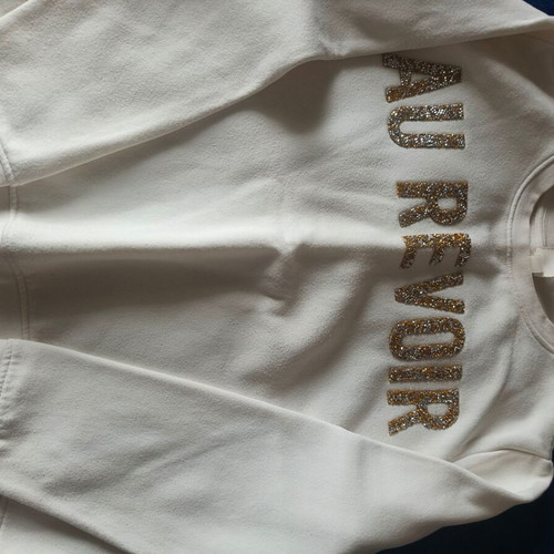Sweatshirt with rhinestones like new