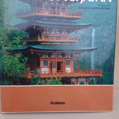 The Beauty of Japan book like new, English