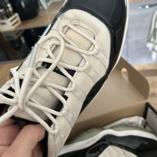 Nike Jordan 11 Low like new, black and white, size 45