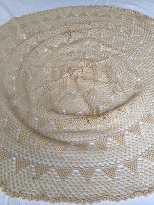 Rotonda crochet handiwork used, diameter 83 cm