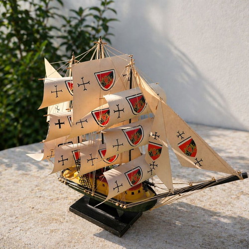 Decorative large ship used with detailed design 65x54cm