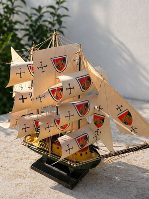Decorative large ship used with detailed design 65x54cm