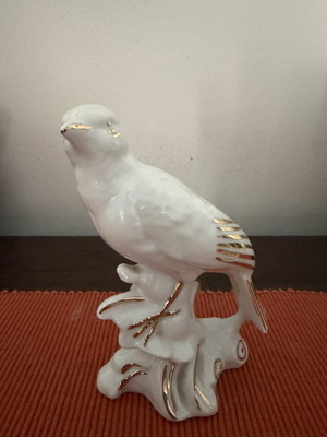 Porcelain decorative bird pair with gold details, 13 cm, like new
