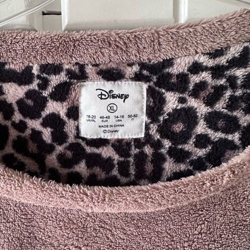 Disney pajamas authentic X-Large like new, brown