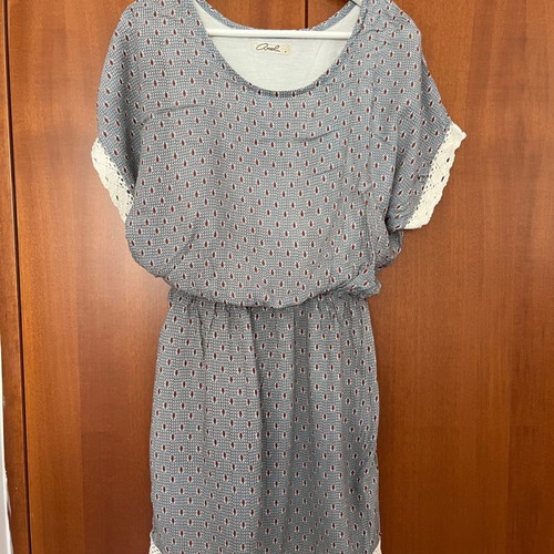 Axel dress new, 100% rayon, size Medium