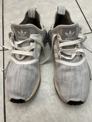 Adidas athletic shoes size 41.5 used, white