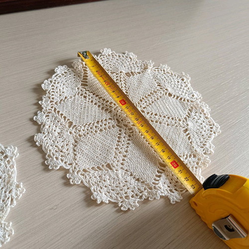 Round beige doilies, 2 pieces, 24 cm, handmade, like new
