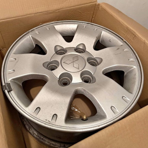Mitsubishi L200 Factory Rims 16" Used, Model J16x7JJ 46