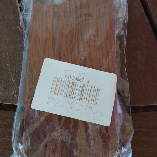 iPhone 7 phone case with wood appearance new