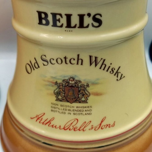 Bell`s Old Scotch Whisky porcelain sealed 75cl 43% Vol