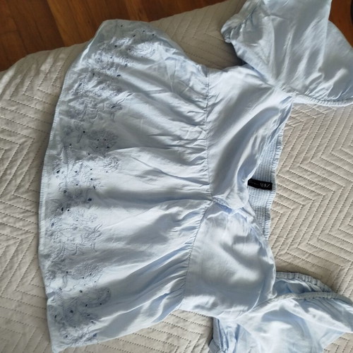 Zara blue embroidered cotton t-shirt size XL like new