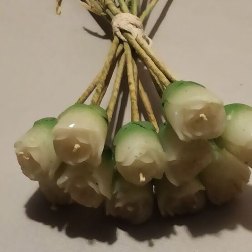 Handmade candles bouquet of 11 roses like new