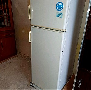 Ψυγείο Winson λευκό Ύψος 145-Μήκος 55-Βάθος 55