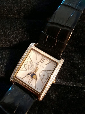 Ρολόι Anne Klein quartz σαν καινούργιο με ζιργκόν και δερμάτινο λουράκι
