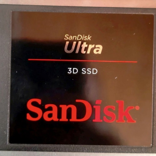Sandisk Ultra 3D 500GB SSD 2.5" used
