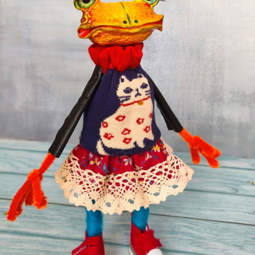Handmade art frog doll new