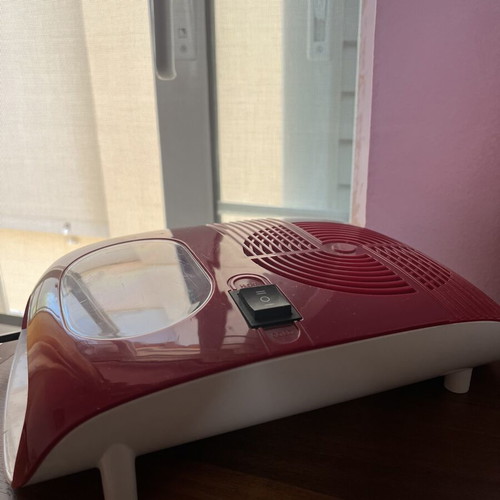 Professional Nail Dryer like new, for regular polish, hot and cold settings