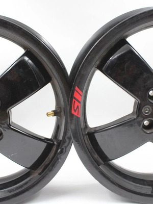 Piaggio Vespa SI GT/GTS/GTV/GTL rims set used 12x3.00