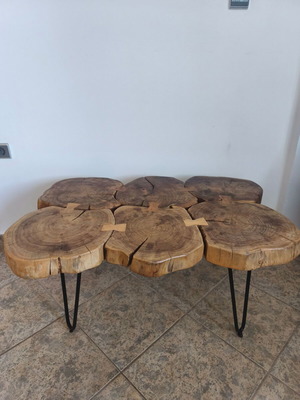 Solid coffee table used, 60x90 cm
