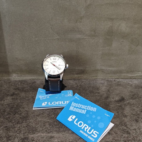 Lorus Gent Sport RH989HX9 wristwatch like new, beige dial, brown leather