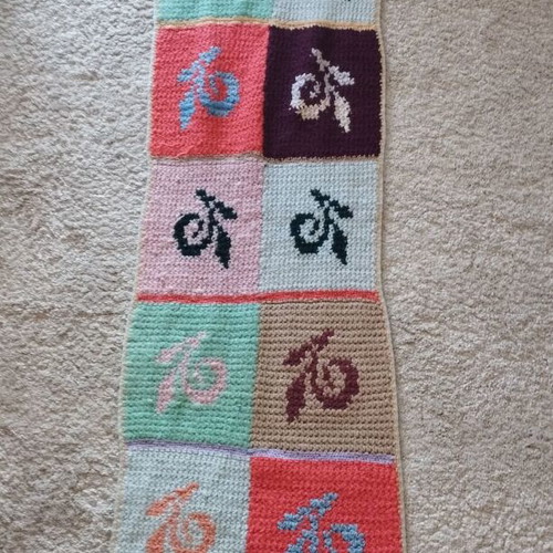 Handmade knitted runner like new with vibrant colors