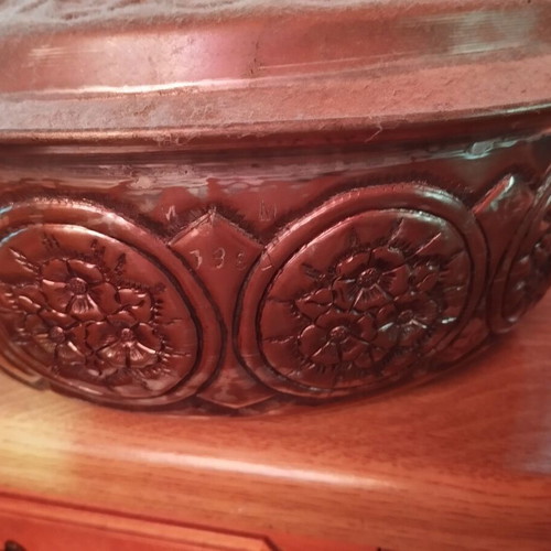 Carved Antique Pot like new, copper and tin plated