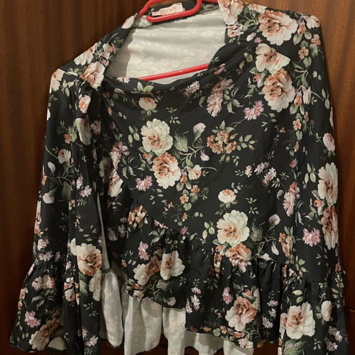 Dent Elle skirt unused with floral pattern