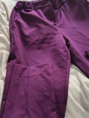 Toi&Moi office pants like new, size M, purple
