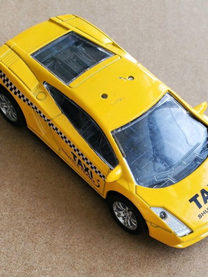 Lamborghini taxi σε καλή κατάσταση