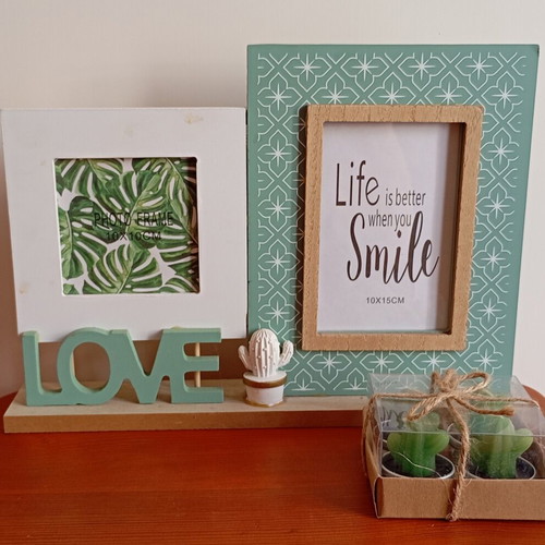 Photo frame and cactus-themed tealight candles