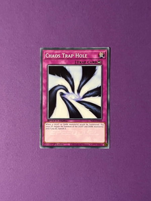 Yu-Gi-Oh! Card Chaos Trap Hole like new