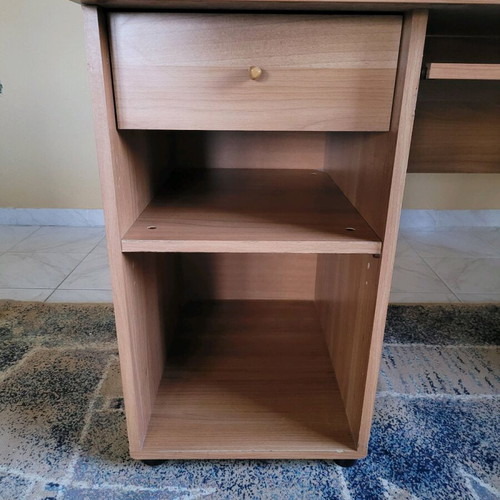 Computer desk used, wood, 140x70x76 cm, drawer and shelves