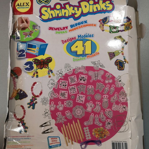 Shrinky Dinks Jewelry Making Kit new from Alex Toys
