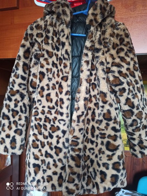 Energiers girls' jacket like new, reversible leopard and black