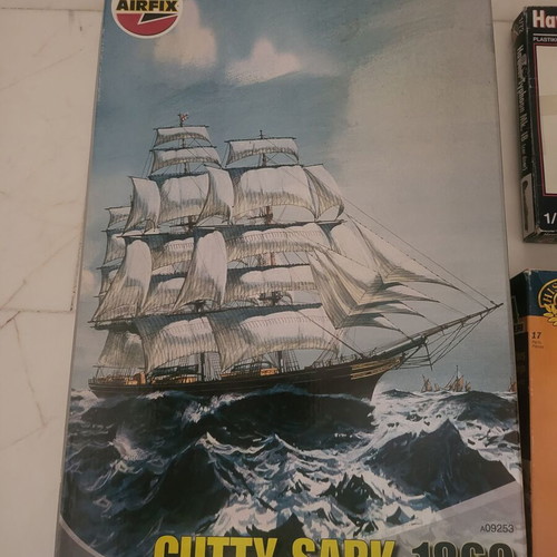 Airfix 3 kit boxes like new, 70s-80s decade