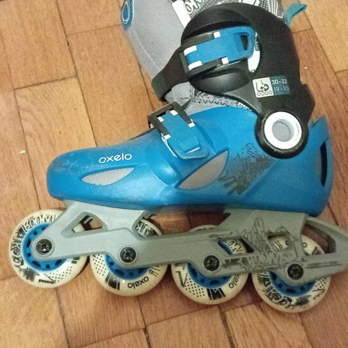 Roller skates size 30-32 like new with helmet and accessories