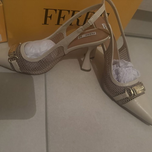 FERRE slingback pumps with mesh and gold buckle, size 39