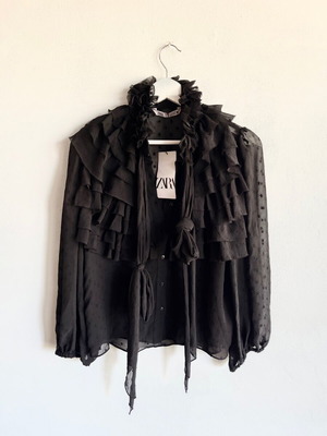 Zara shirt XS black new with tag