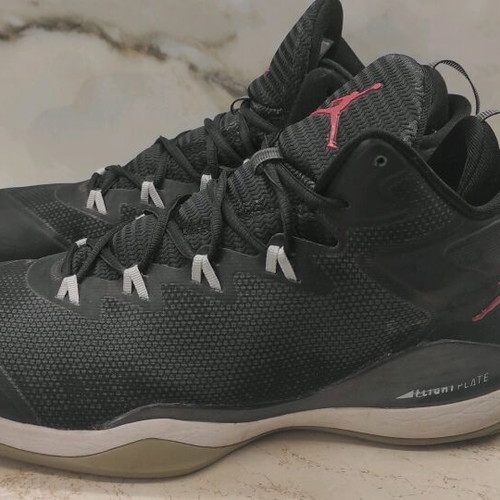 Jordan sneakers size 47 like new, black and gray shoes