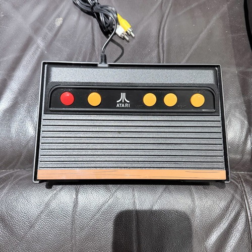 Atari Flashback 3 console like new, boxed with original receipt