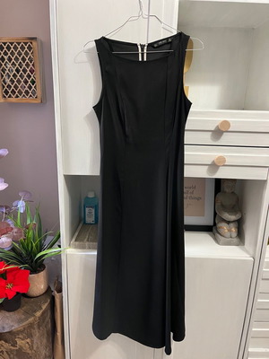Μαύρο αμάνικο μίντι φόρεμα Zara small μεταχειρισμένο